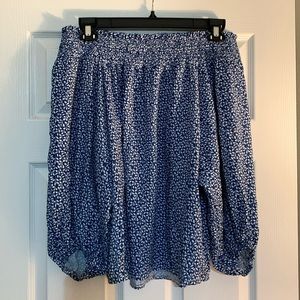 Strapless floral top with billowing sleeves